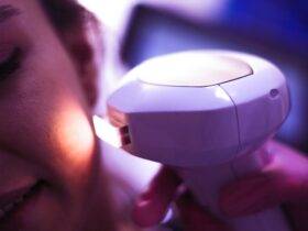 Comment la luminothérapie peut aider à traiter les troubles de l’humeur ?